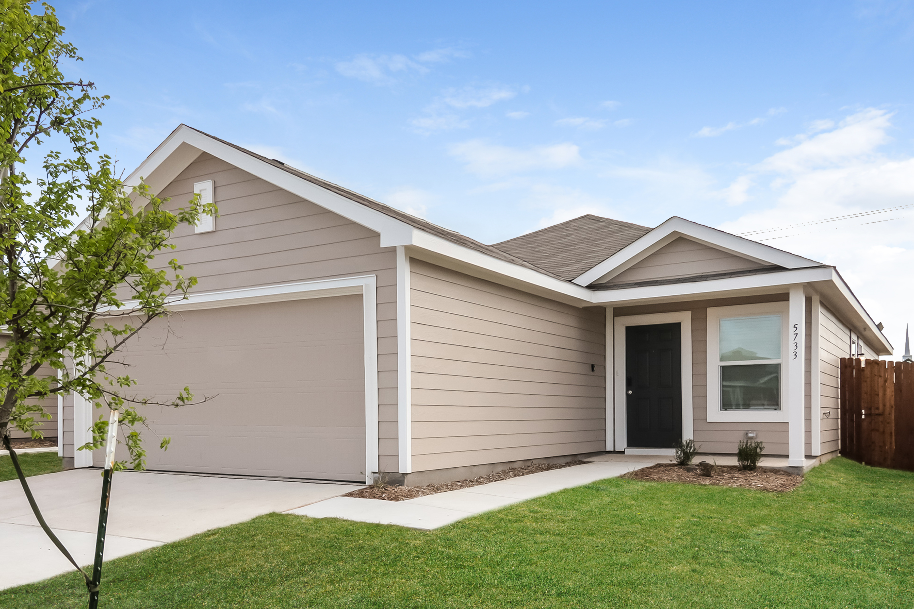 5733 Rockrose Lane Princeton, TX 75407